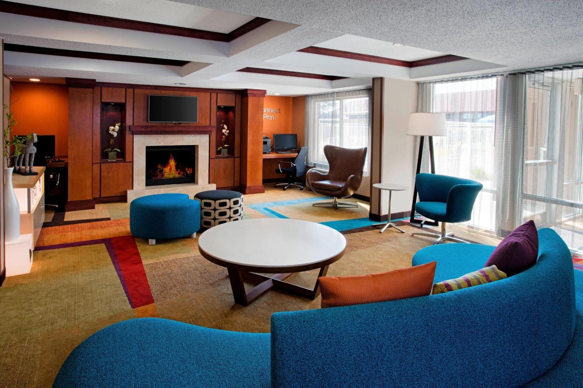 Fairfield Inn & Suites מריוויל מראה חיצוני תמונה