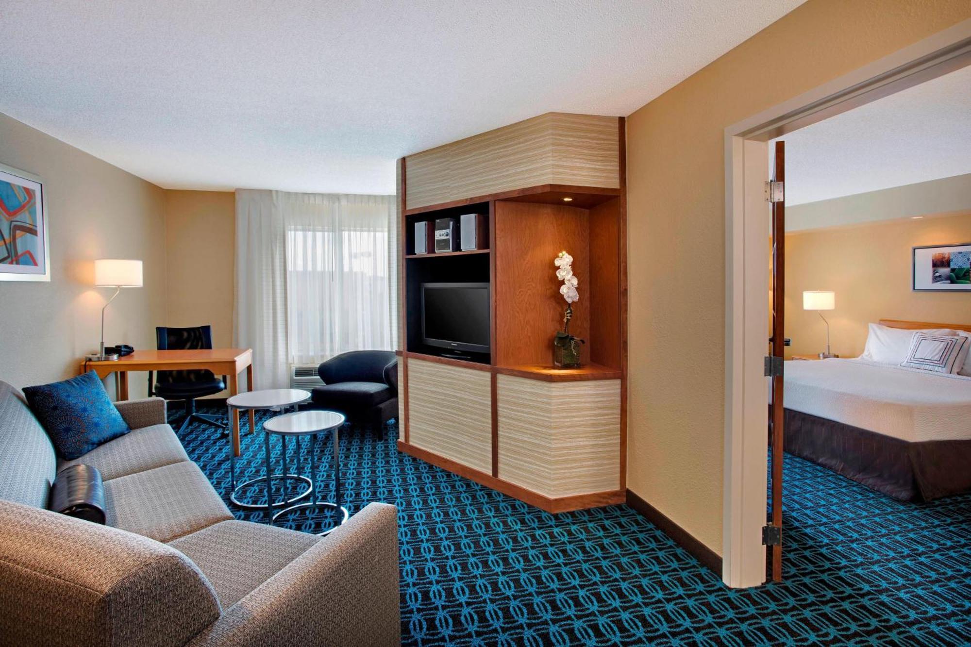 Fairfield Inn & Suites מריוויל מראה חיצוני תמונה